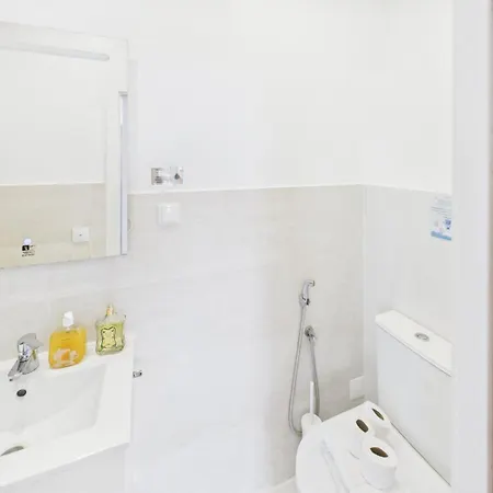 Charming 2br Steps From Castelo De S. Jorge | By Airnest Lisbon