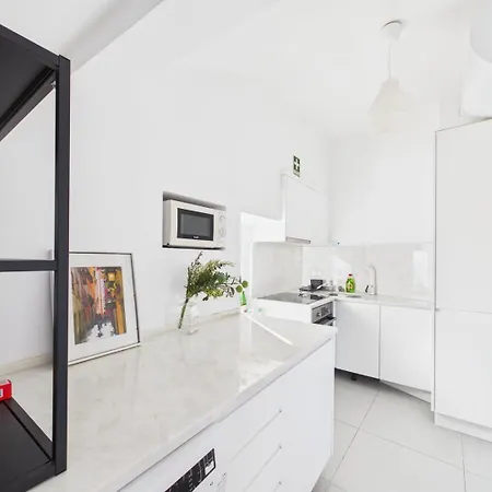 Apartment Charming 2br Steps From Castelo De S. Jorge | By Airnest *