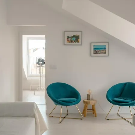 Charming 2br Steps From Castelo De S. Jorge | By Airnest Lisboa
