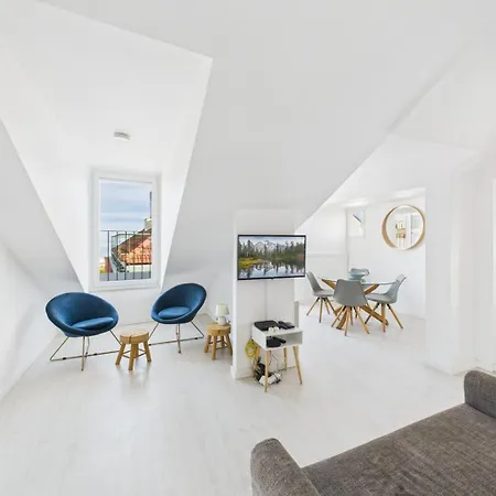 Apartmán Charming 2br Steps From Castelo De S. Jorge | By Airnest