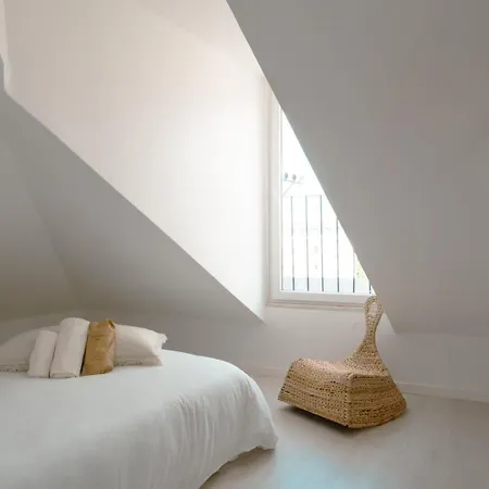 Apartman Charming 2br Steps From Castelo De S. Jorge | By Airnest *